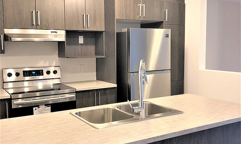 Spacious 3-Bedroom C...