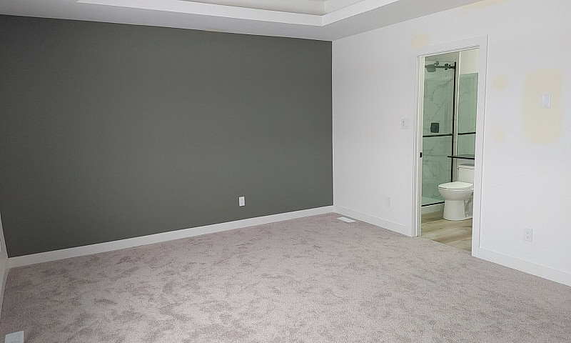 House For Sale - 15 ...