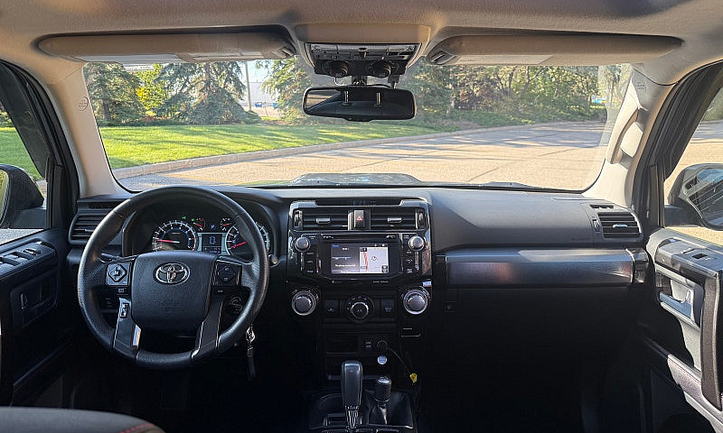 2016 Toyota 4Runner ...
