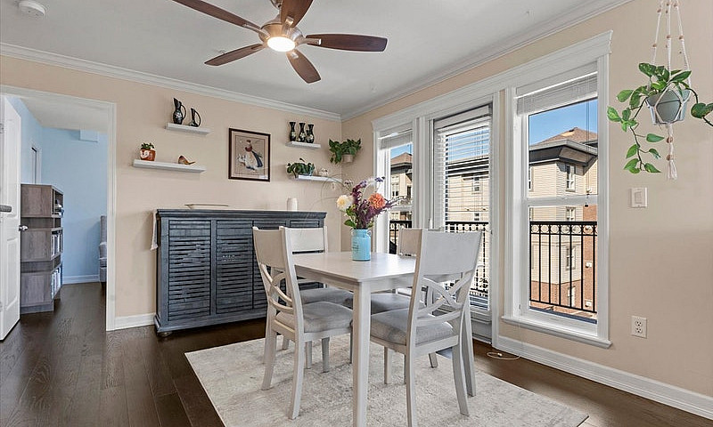 2 Bed, 2 Bath Condo ...