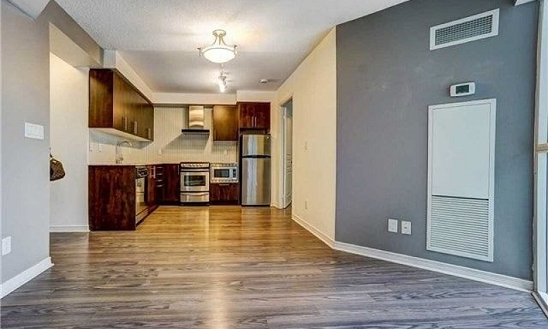 352 Front Street - F...
