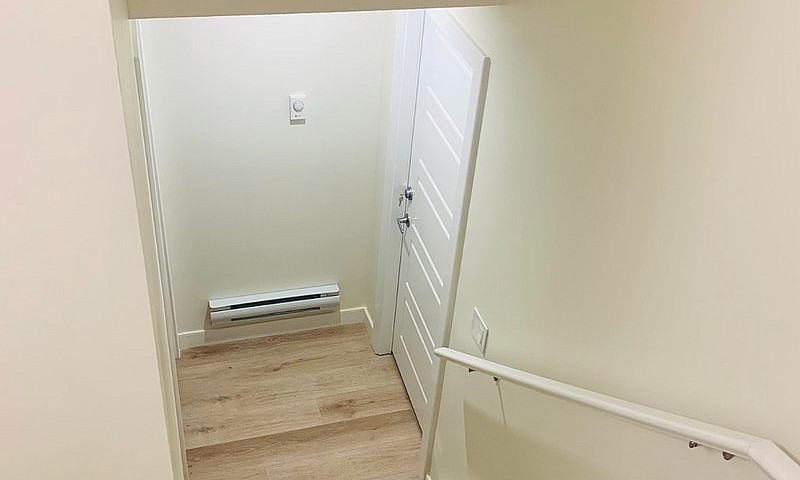 Exclusive Spacious 1...