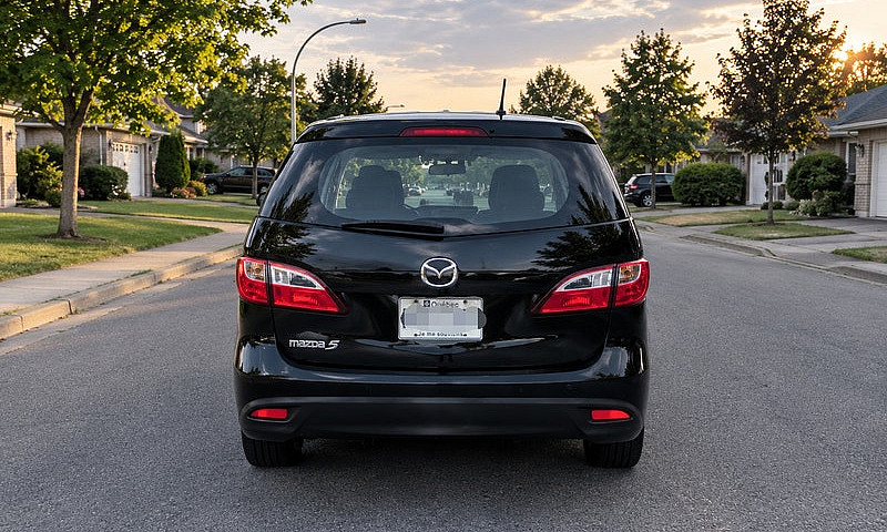 Mazda 5 2016 162,000...