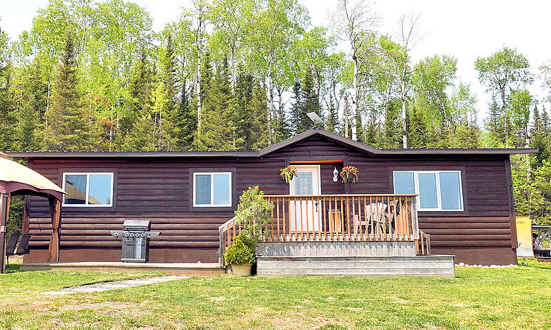 10 Acre Hilltop Home...