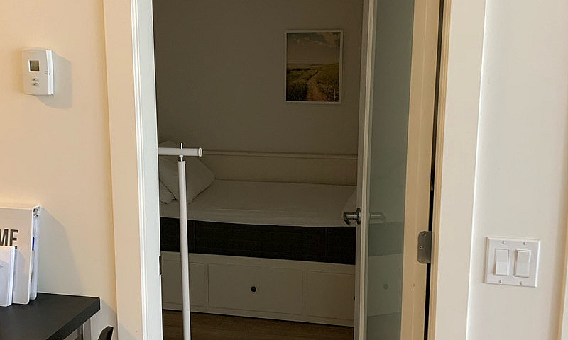 2 Bedroom Condo On H...