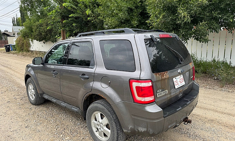 2010 Ford Escape Xlt...