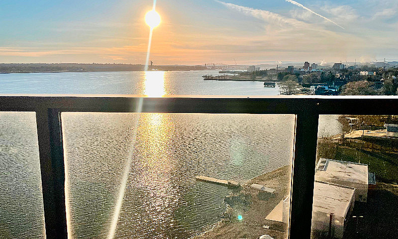 Waterfront Penthouse...