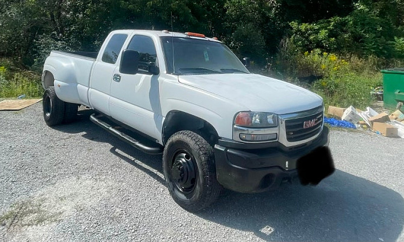 2005 Gmc Sierra 3500...