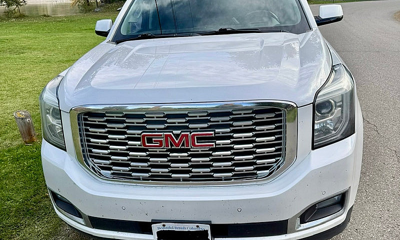 2018 Yukon Denali 4W...