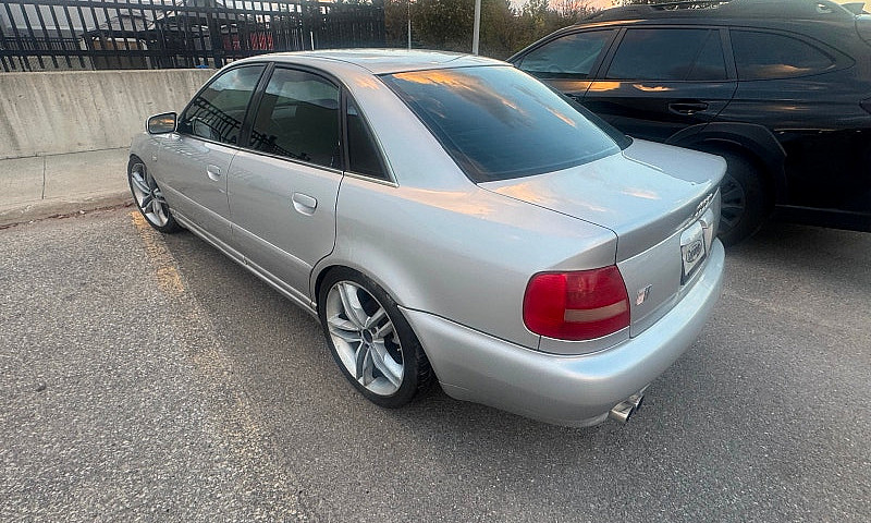 2000 Audi S4...