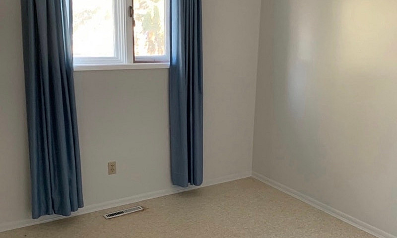  Full House For Rent...
