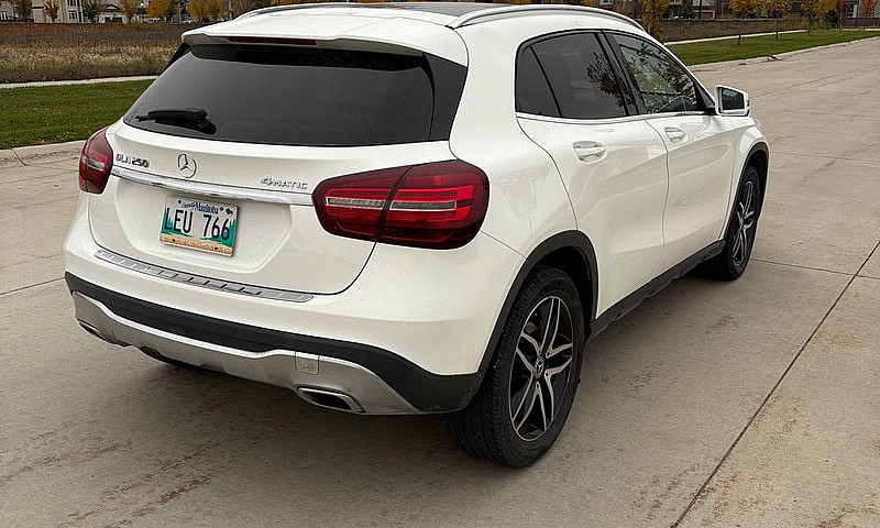 2020 Mercedes-Benz G...