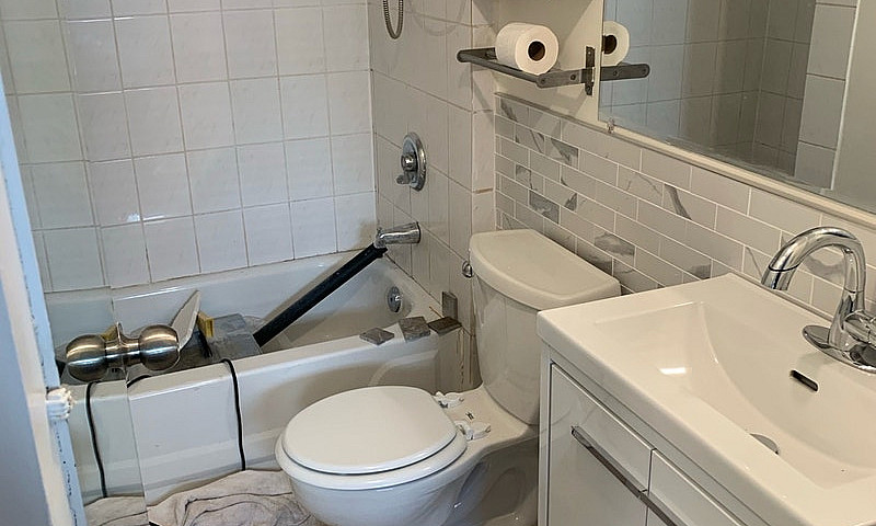 1 Bedroom Basement B...