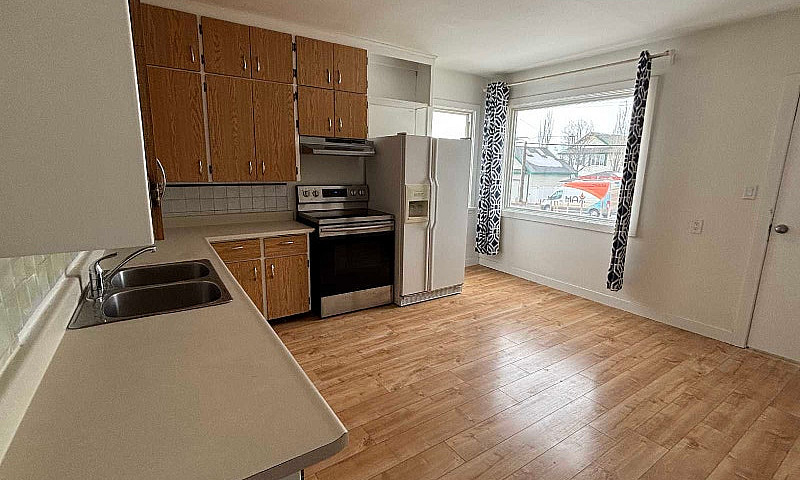 Upstairs House Unit ...
