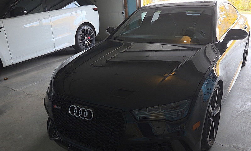 Audi R8, Audi Rs7 & ...