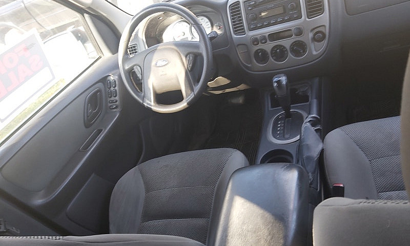 2005 Ford Escape For...