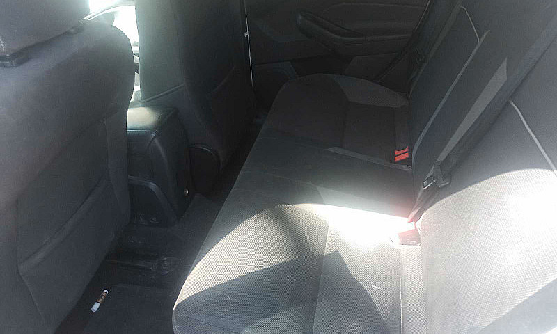 2014 Ford Focus Saft...