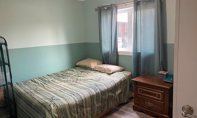 House For Sale In Te...
