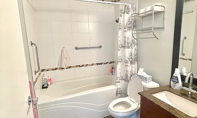 2Bed/2Bath Waterfron...