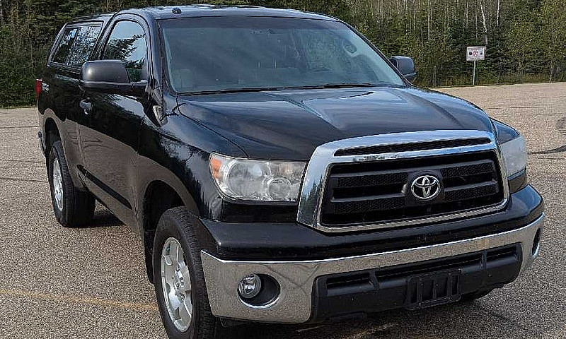 2010 Toyota Tundra R...