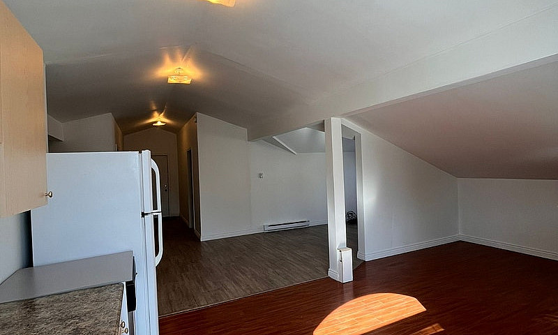 2 Bedroom + 1 Bathro...