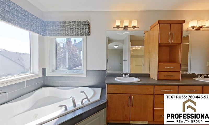 2600 Sqft 4 Bed + De...