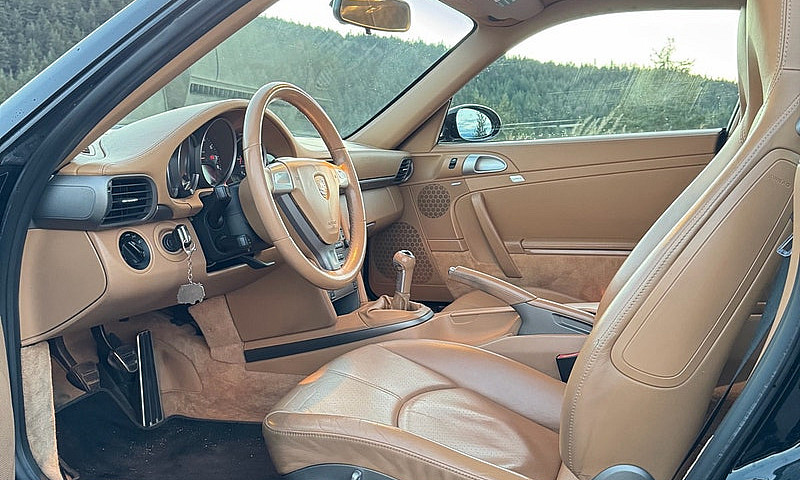 2005 Porsche 911 - 6...