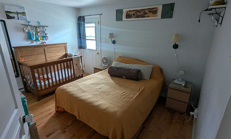 2 Chambres À Coucher...