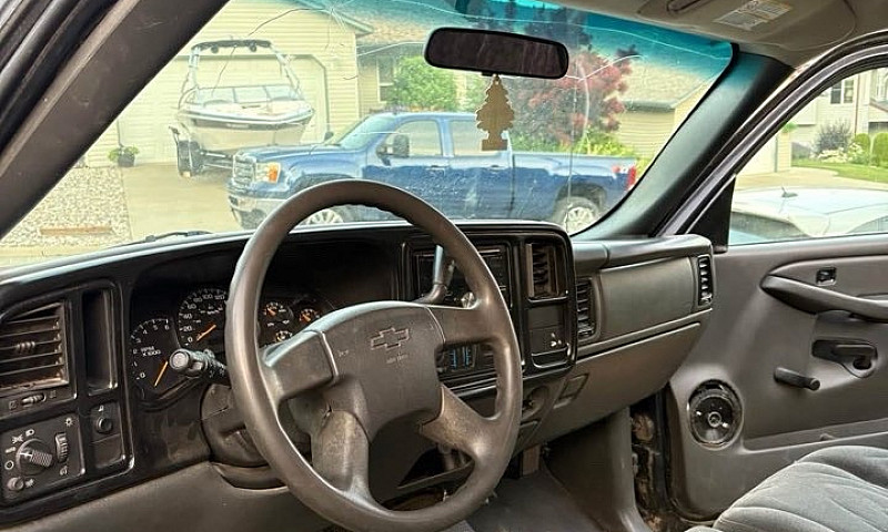 2004 Silverado 2500H...