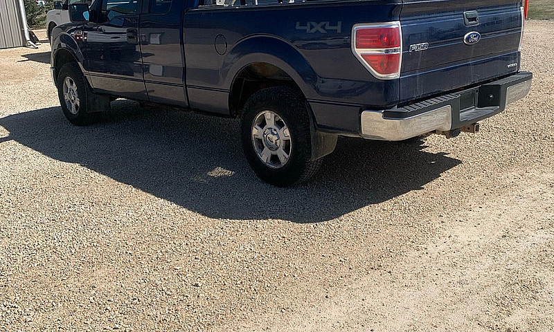 2012 Ford F150 4X4...