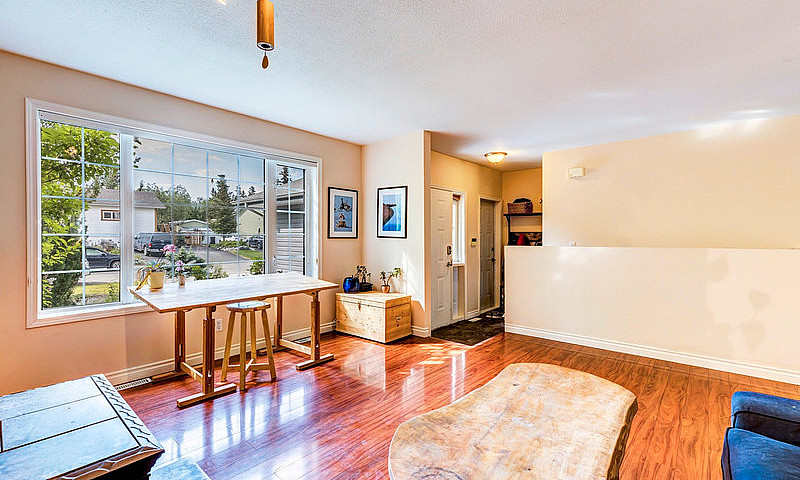 7 Magpie Road | 4 Be...