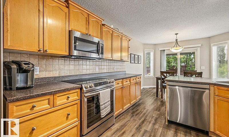 4 Beds 2.5 Bath Hous...