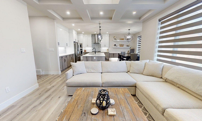5 Bedroom, 4 Bathroo...
