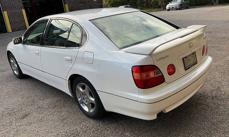 2000 Lexus Gs300  4D...