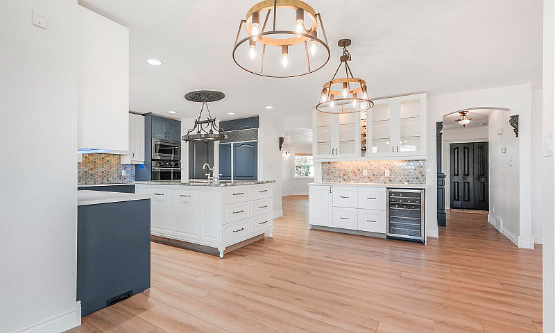 Gorgeous 2 Storey 4 ...