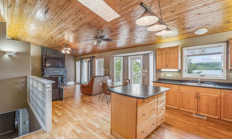 Wakaw Lake Cabin ...