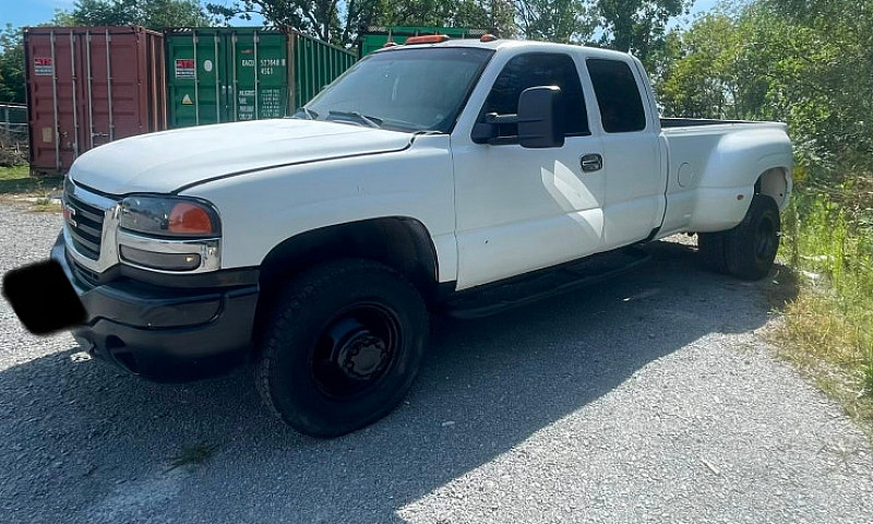 2005 Gmc Sierra 3500...