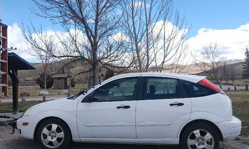 Ford Focus 2005 Comp...