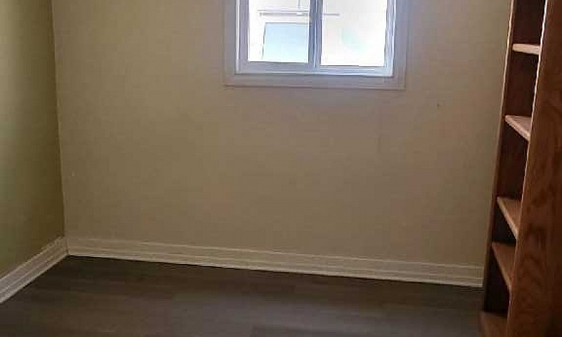 5 Bedroom House For ...