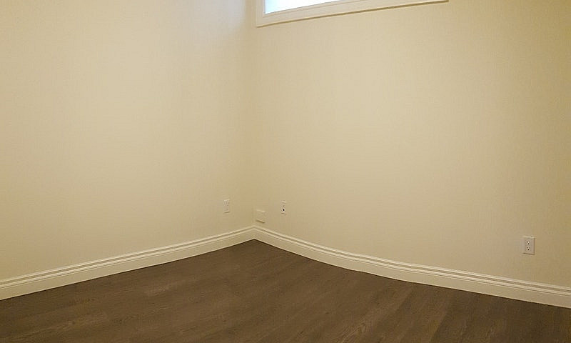 *** New 2-Bdr Bsmt I...