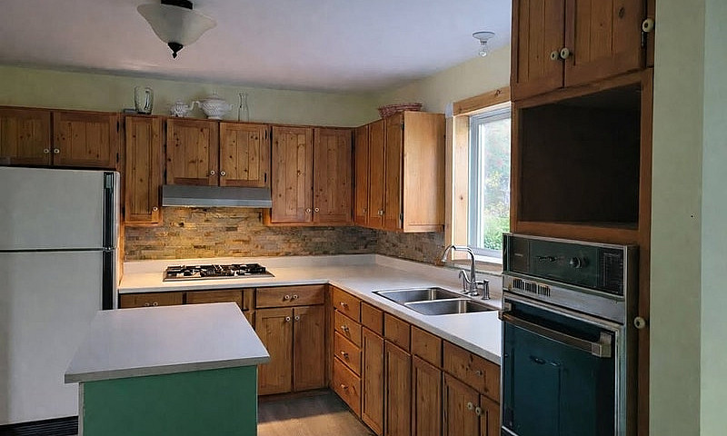 162 Acre Farm Proper...