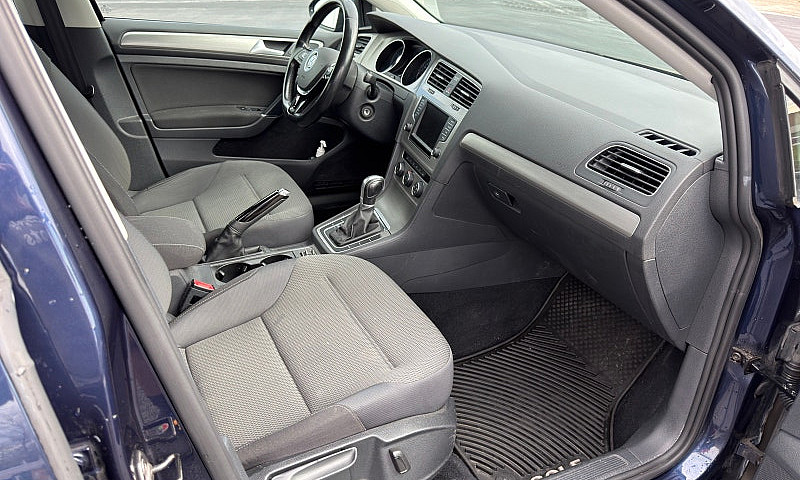 2016 Volkswagen Golf...