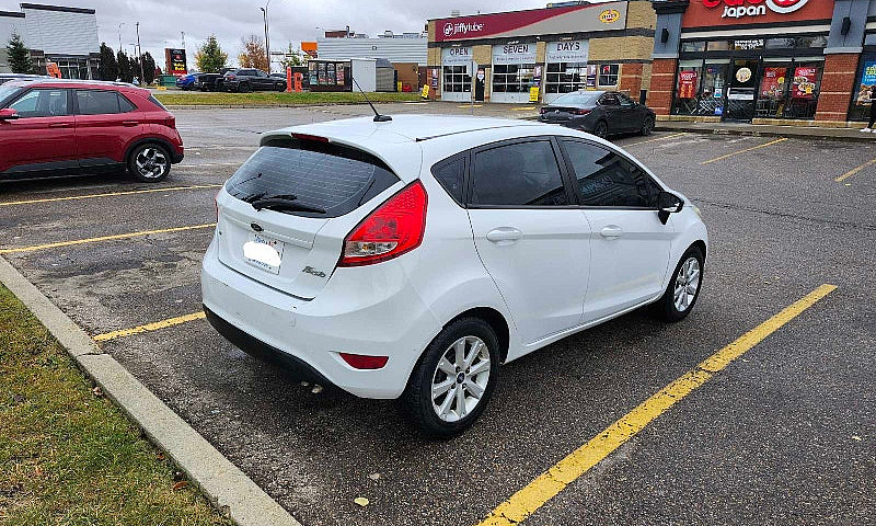 2011 Ford Fiesta...