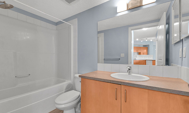 1 Bed, 1 Bath Condo ...