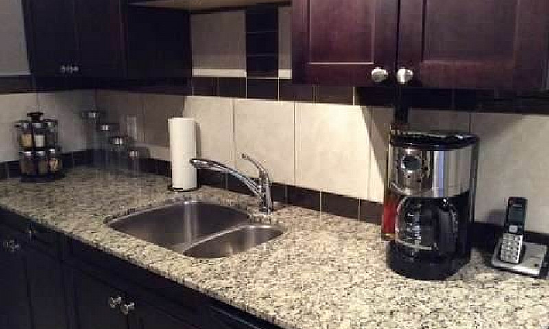 Unfurnished 2 Bedroo...