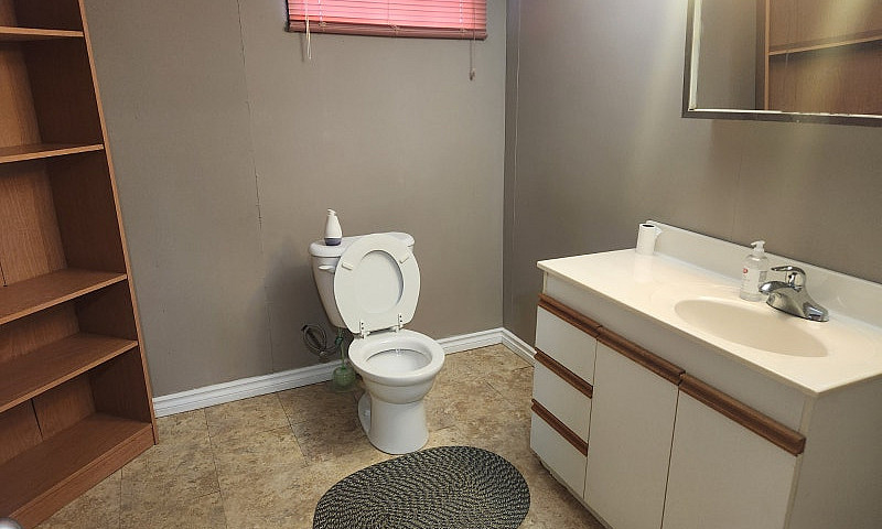 2 Bedroom (Duplex) L...