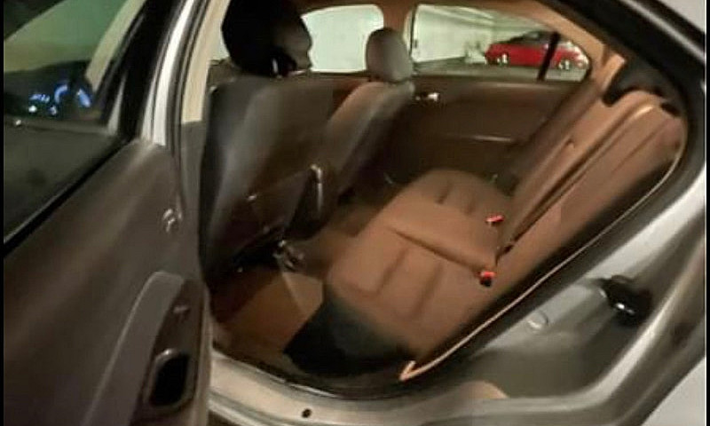2012 Ford Fusion (Re...
