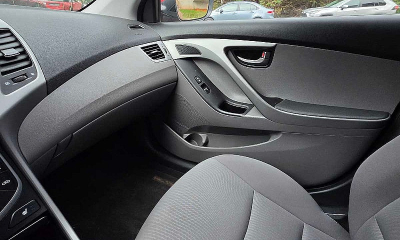 2014 Hyundai Elantra...