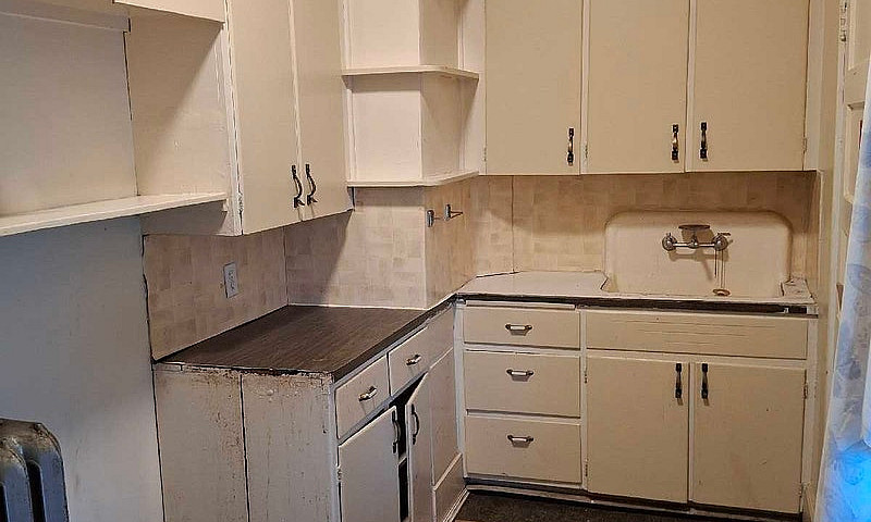 Large One Bedroom /F...