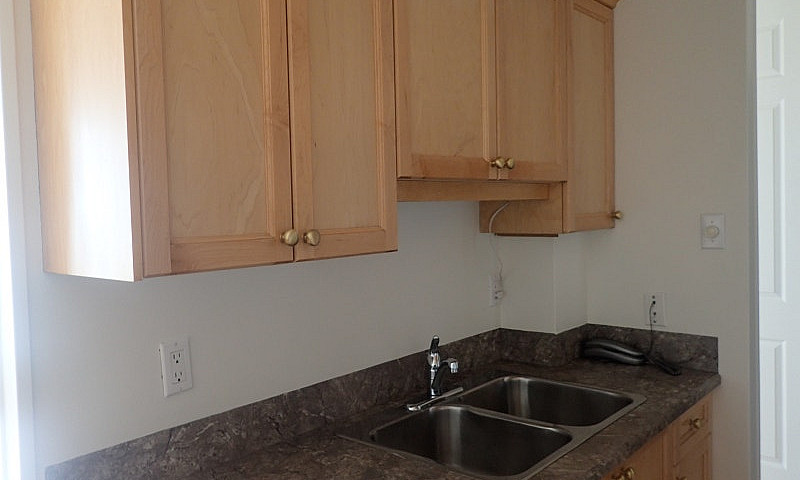 1 Bed 1 Bath Condo F...